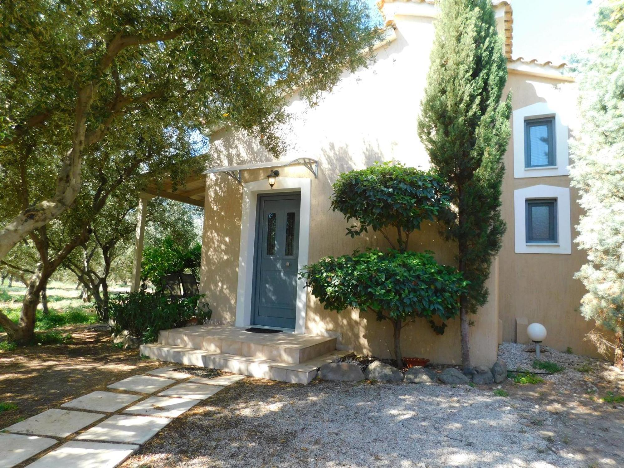Holiday home Vassia Home's Thermisia
